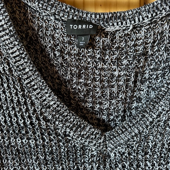 Torrid Marled Slouchy Tunic Sweater - Picture 6 of 8